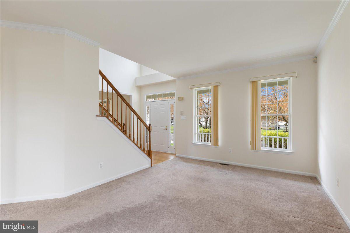 1 STONEHEDGE DRIVE