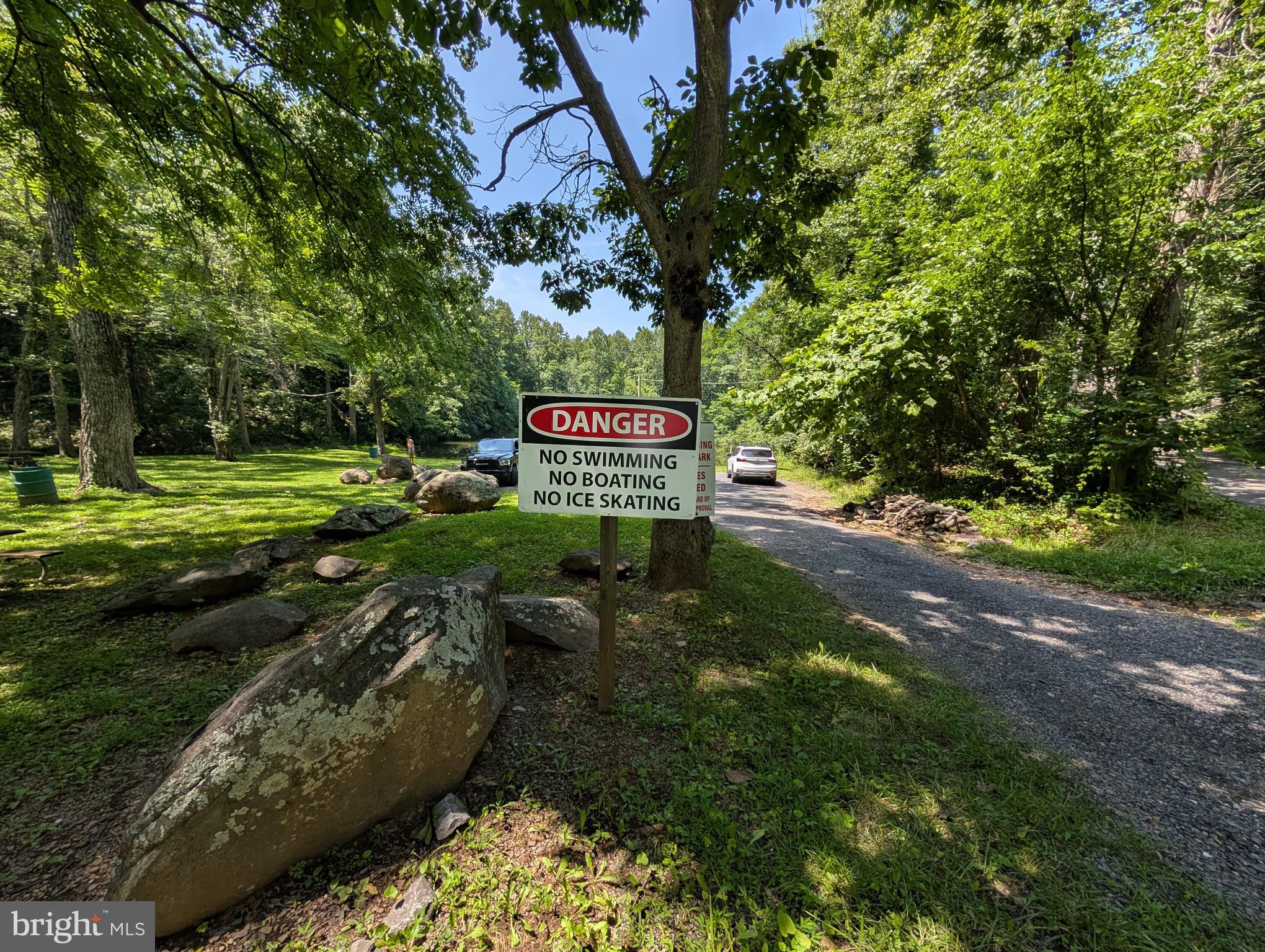 POINT O'WOODS - Land