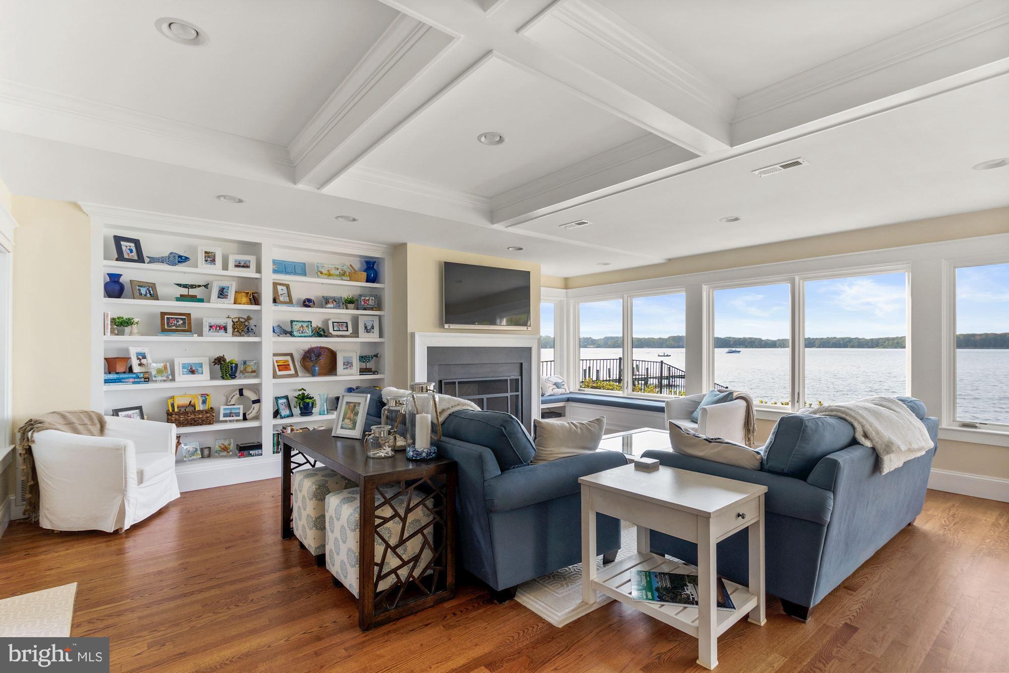 SHADY SIDE - Residential