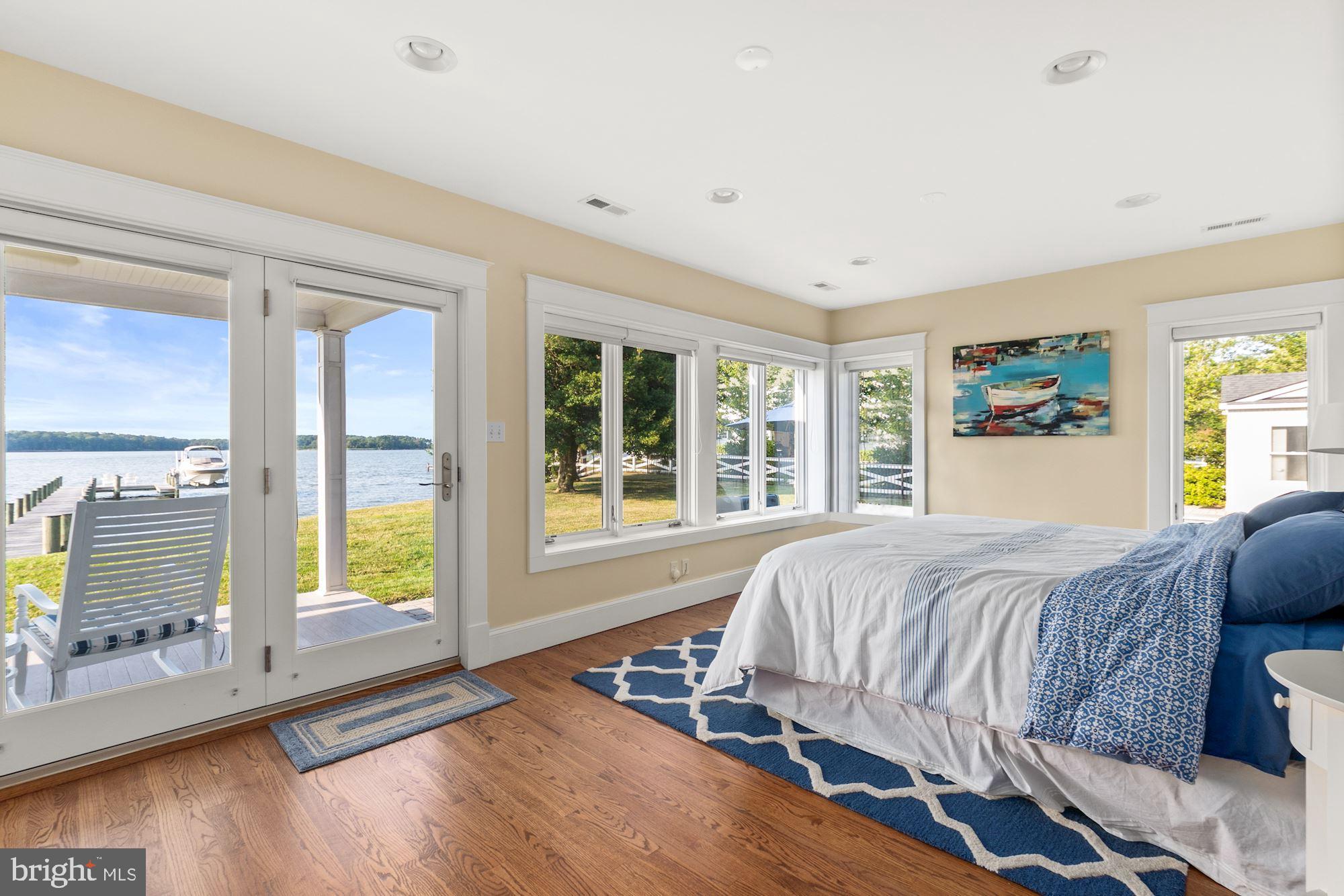 SHADY SIDE - Residential