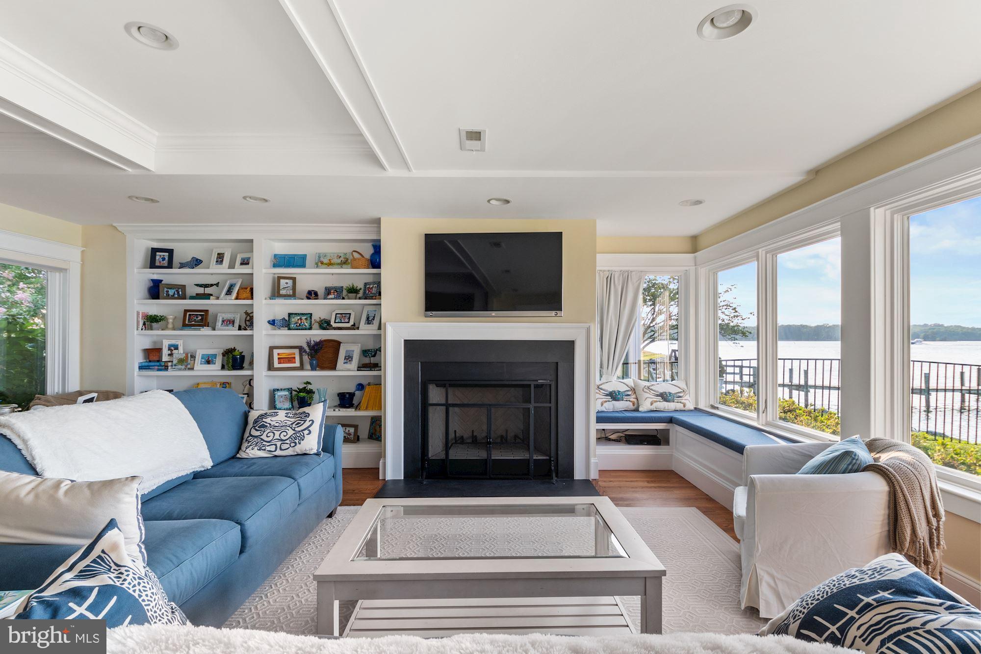 SHADY SIDE - Residential