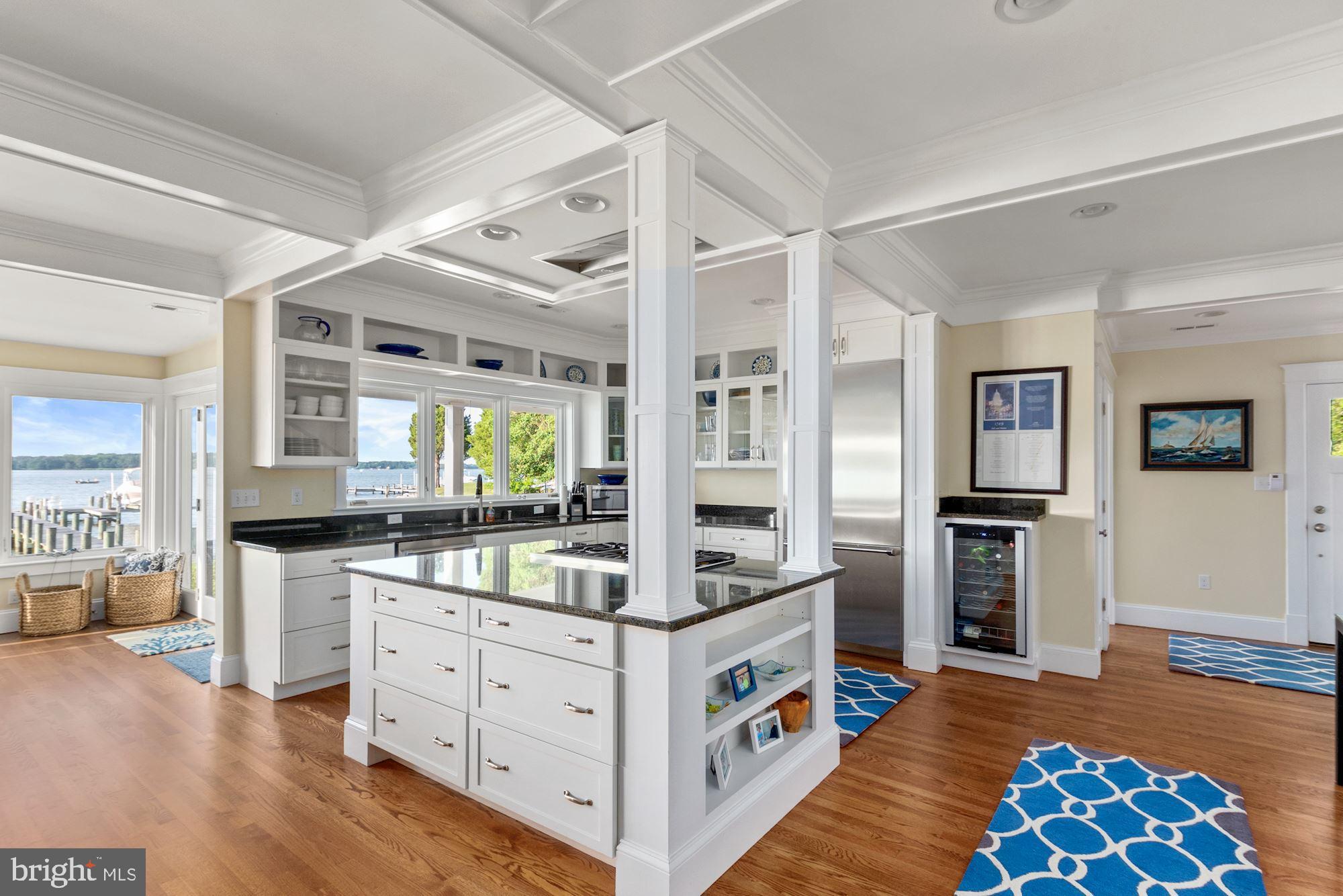 SHADY SIDE - Residential