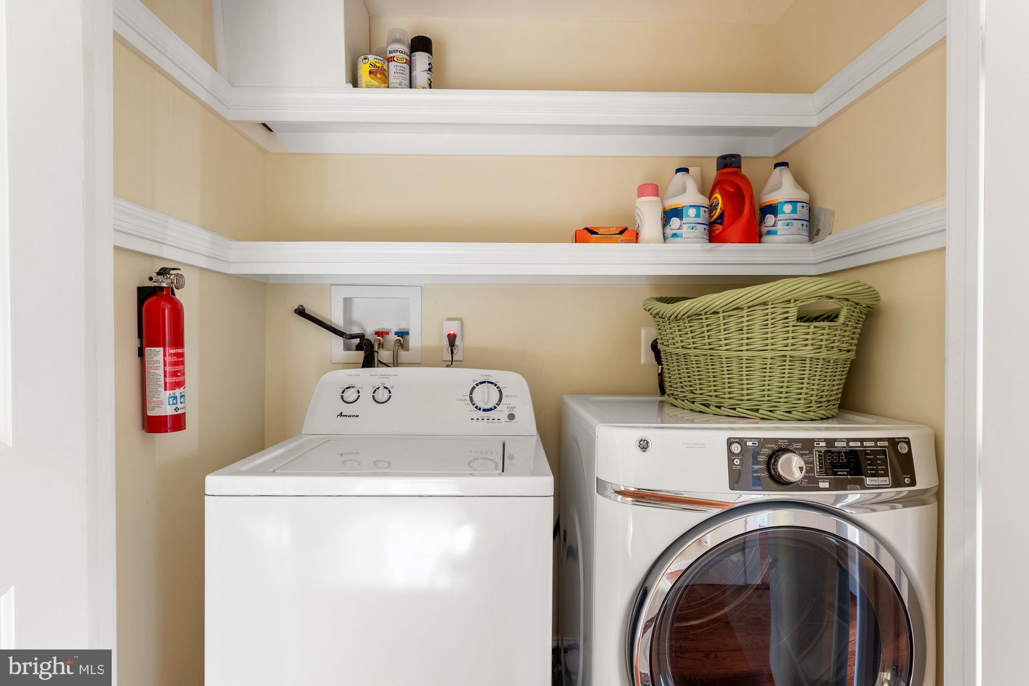 SHADY SIDE - Residential