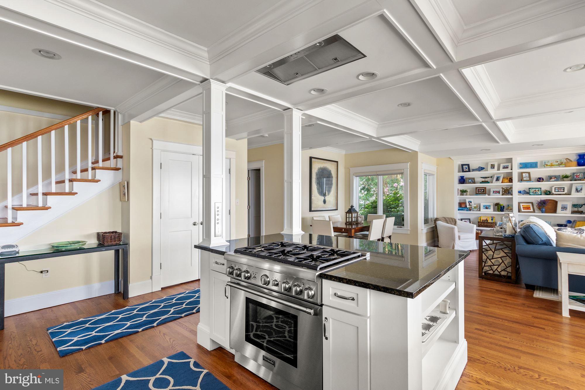 SHADY SIDE - Residential