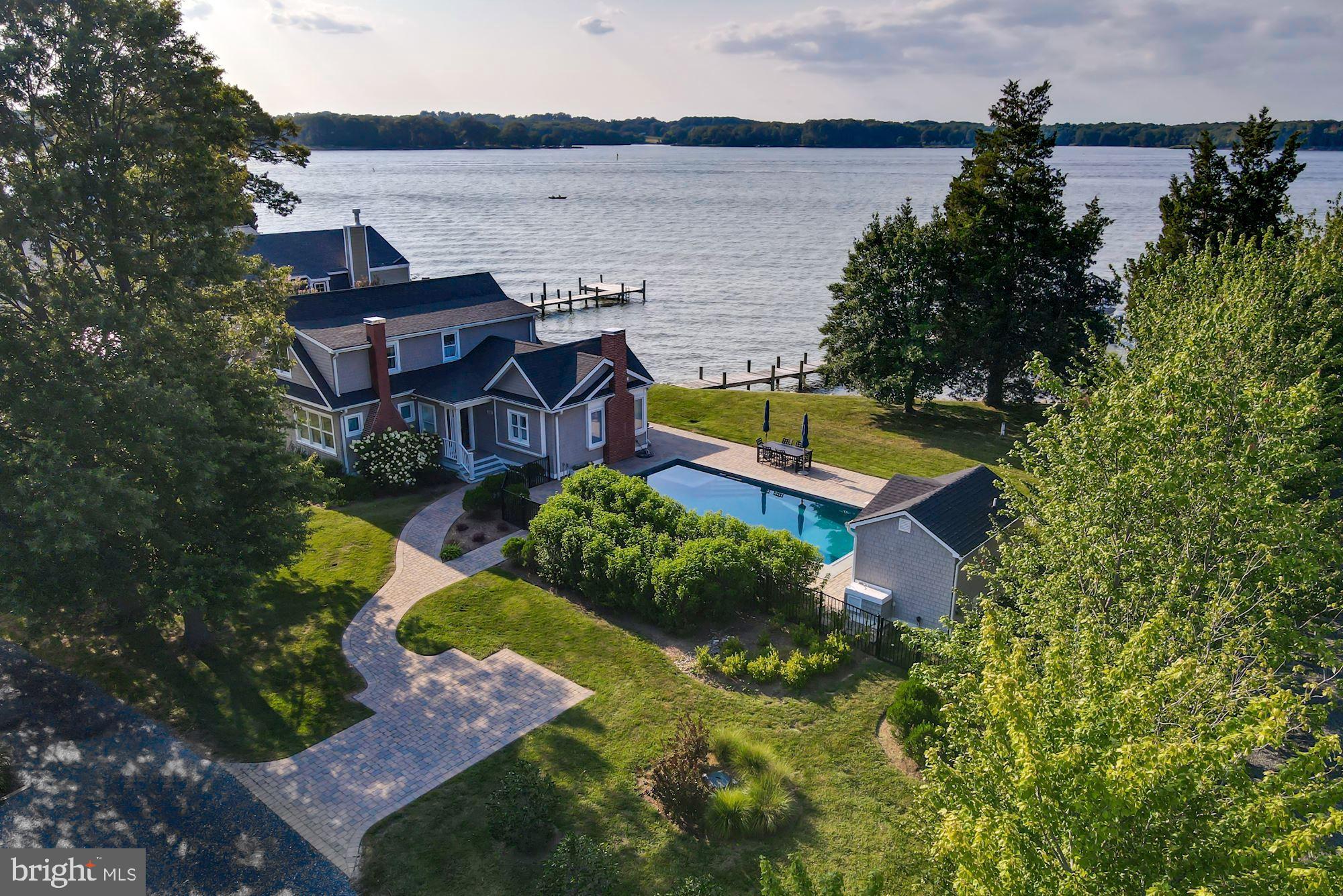 SHADY SIDE - Residential