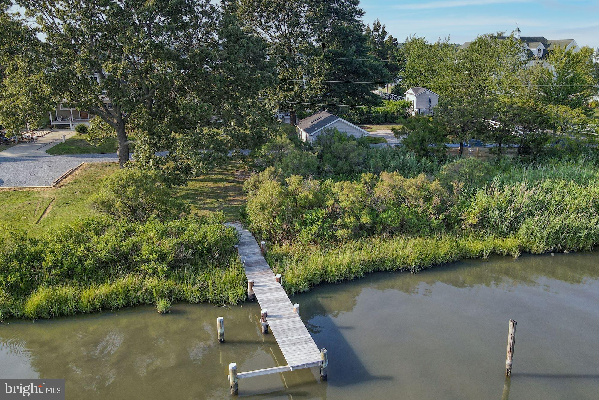 SHADY SIDE - Residential