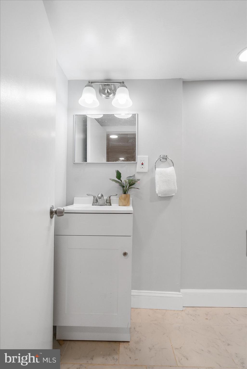 RIDGEWOOD - Residential