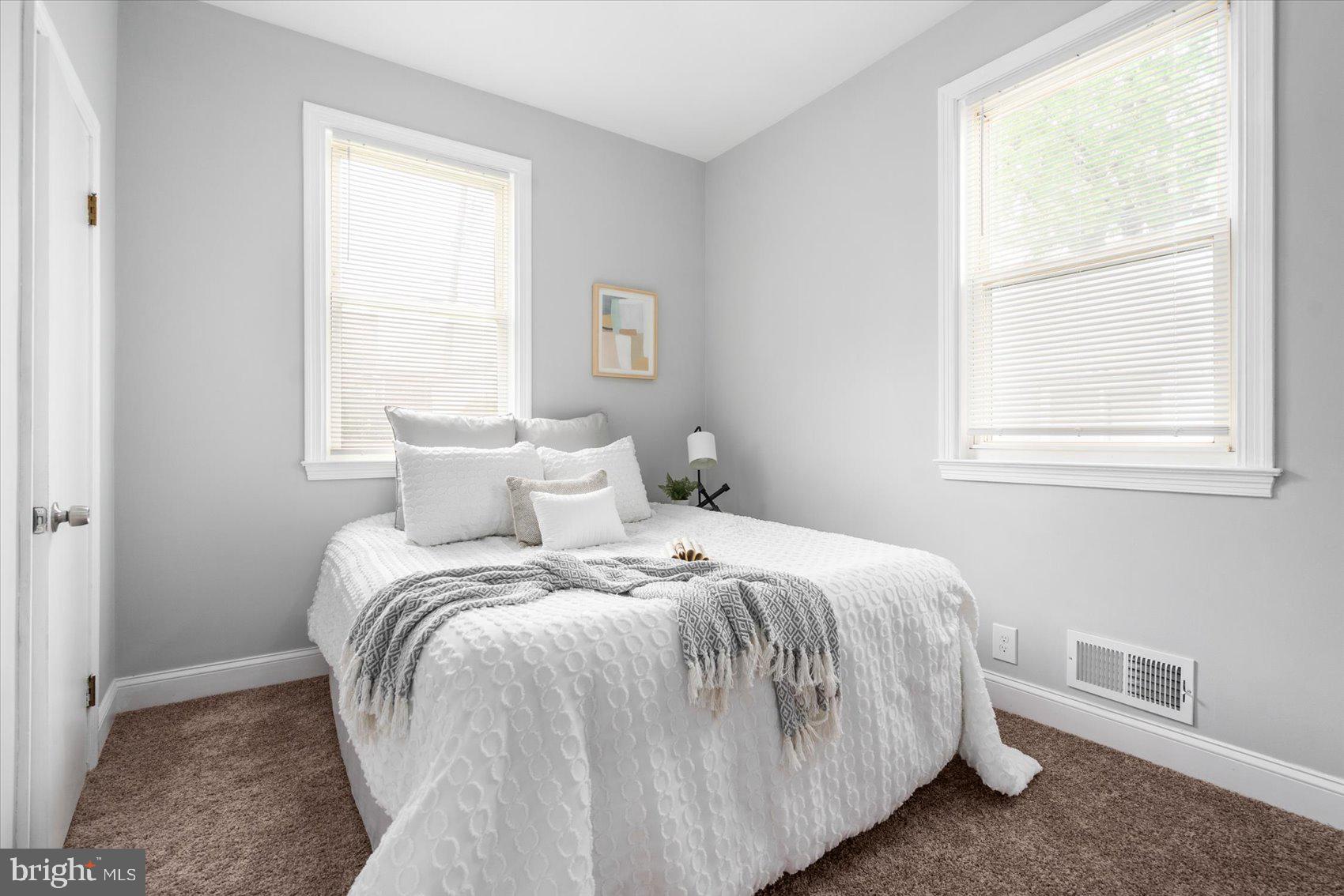 RIDGEWOOD - Residential