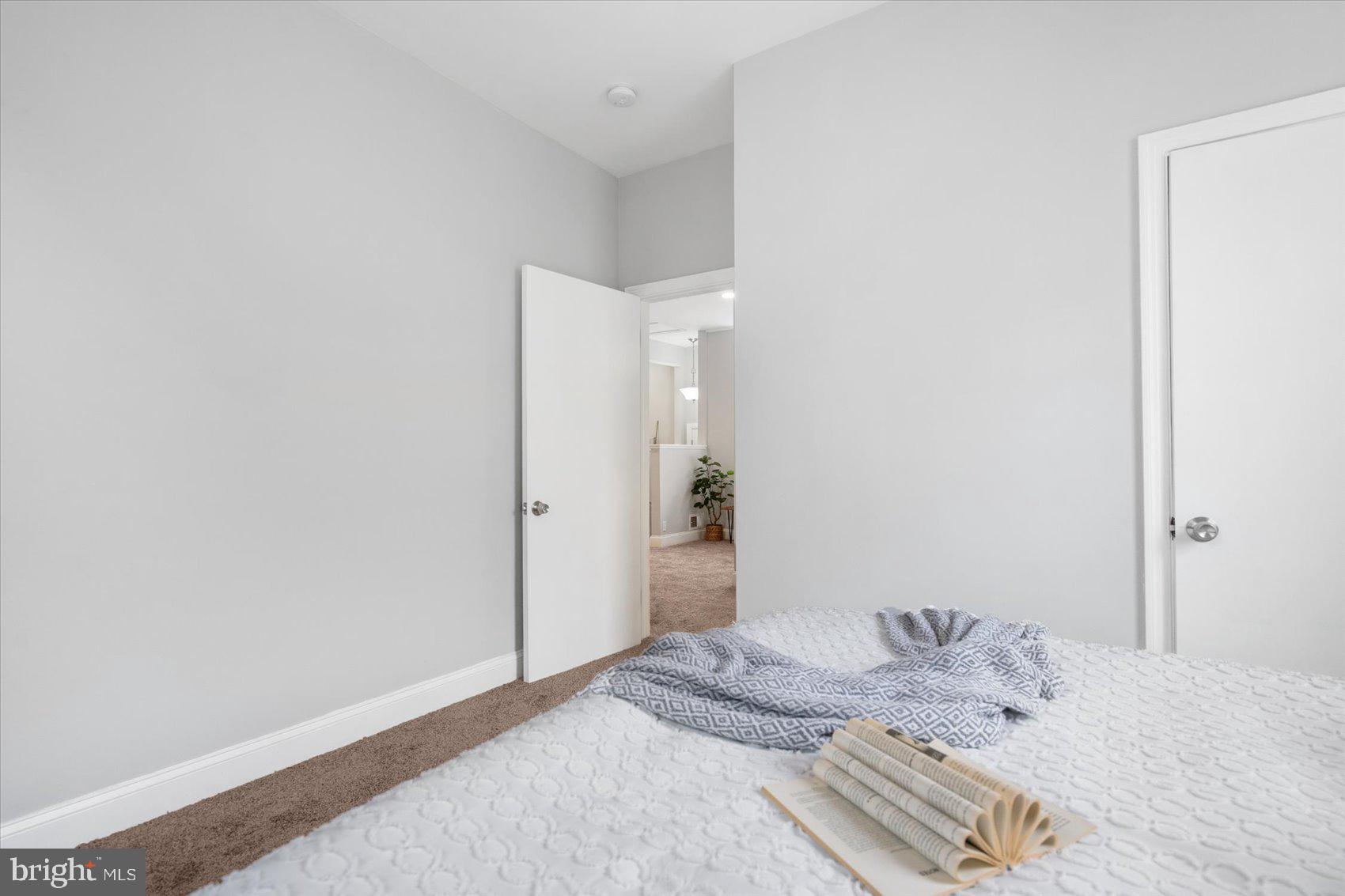 RIDGEWOOD - Residential