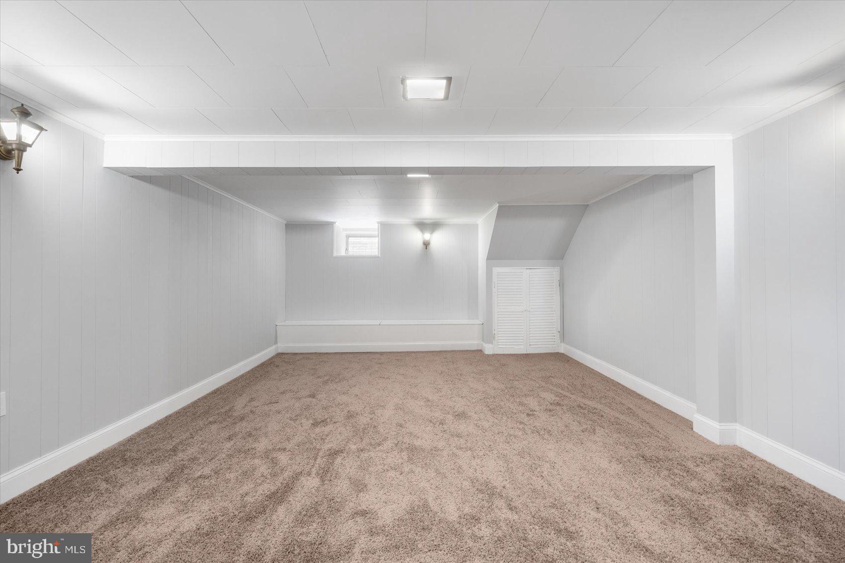 RIDGEWOOD - Residential