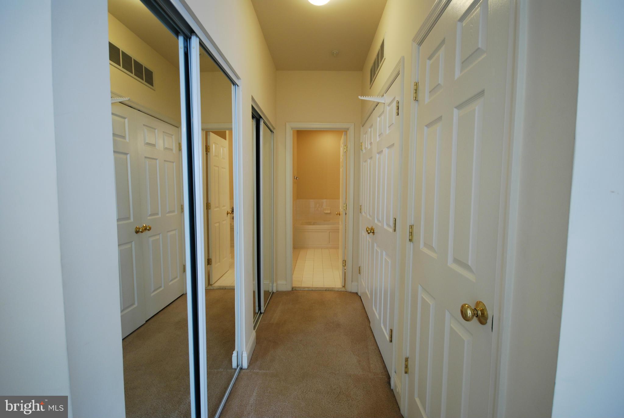 KING FARM BAILEYS COMMON - Residential Lease