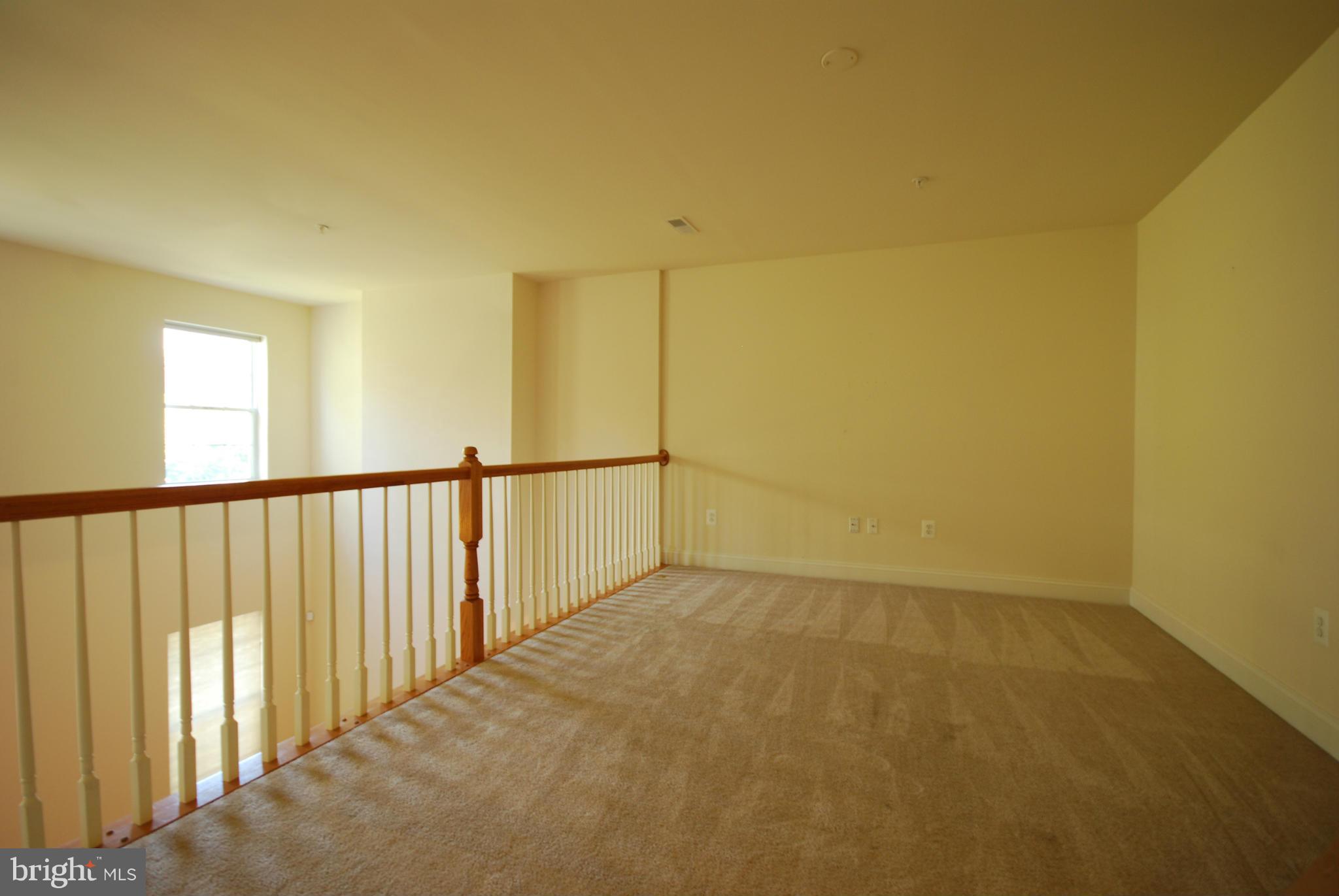 KING FARM BAILEYS COMMON - Residential Lease