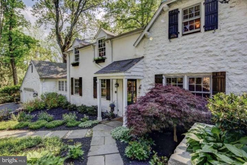 Photo of 526 Sproul Road, VILLANOVA, PA 19085 (MLS # PADE2098876)