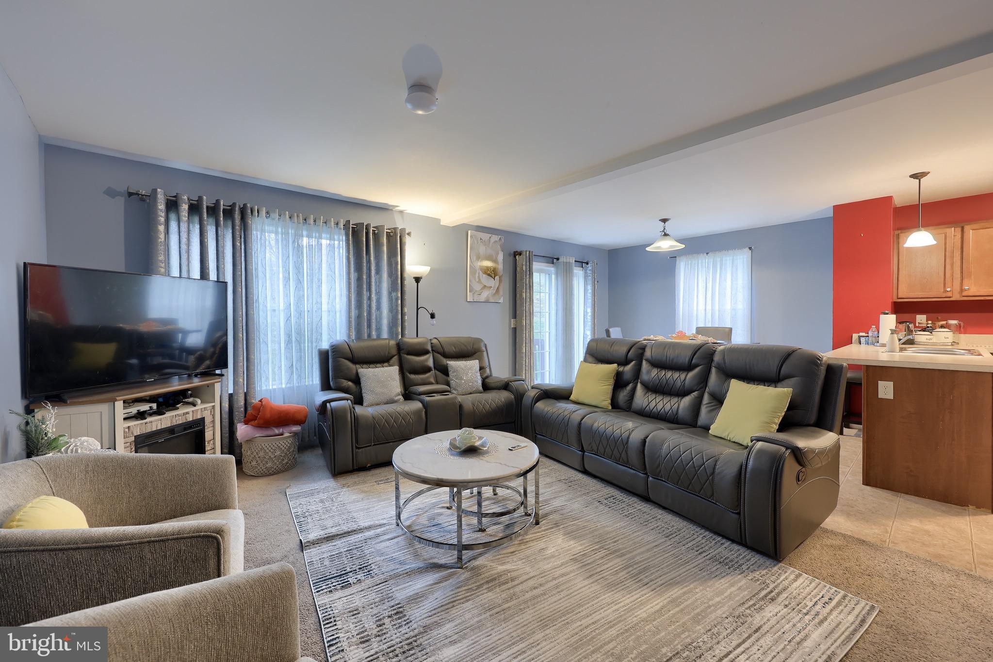 WINDING OAKS - Residential