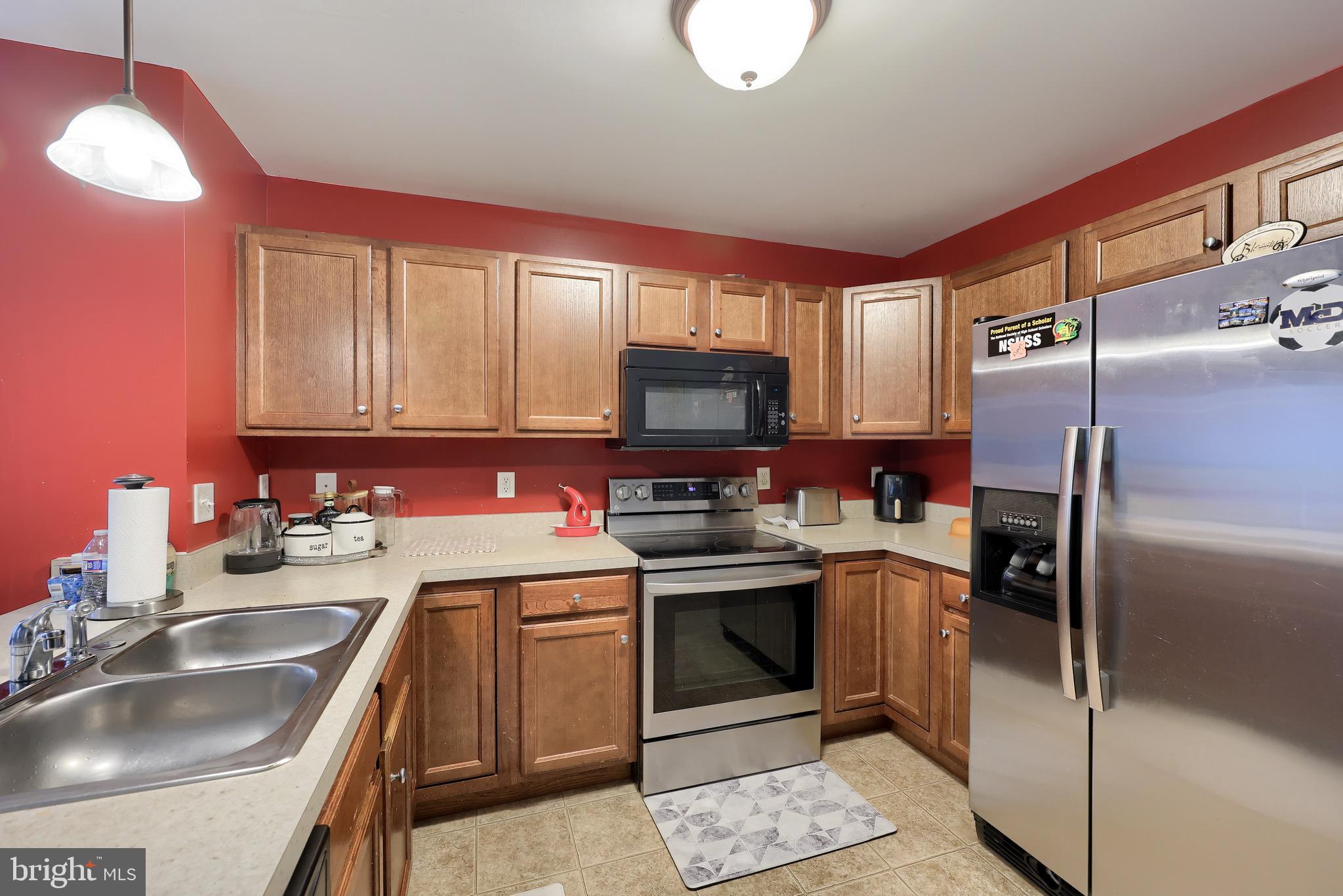 WINDING OAKS - Residential