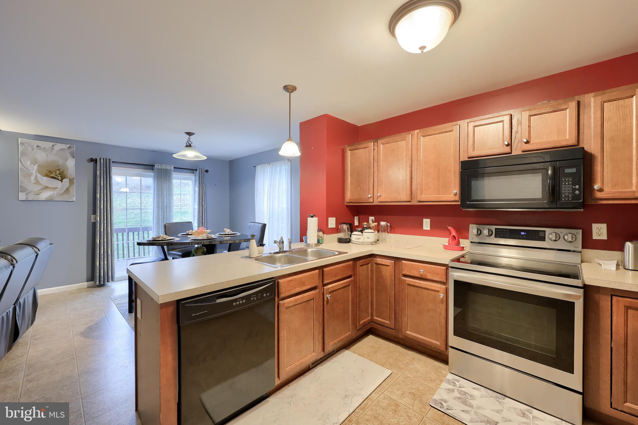 WINDING OAKS - Residential