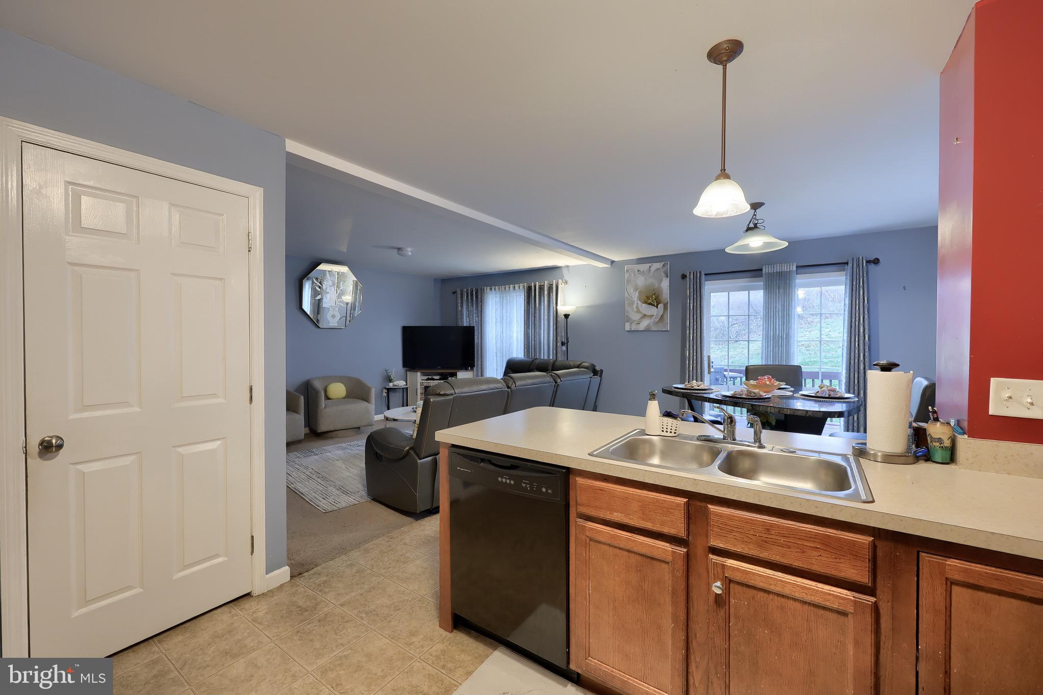 WINDING OAKS - Residential