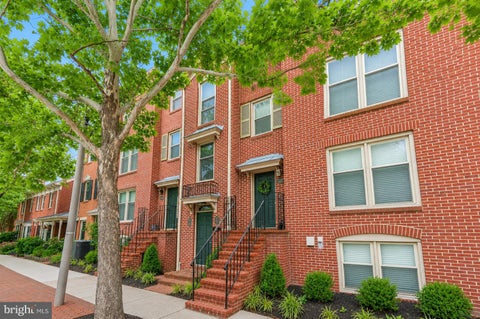 Condo For Sale - 524 N West Street #202<br/> ALEXANDRIA, VA 22314