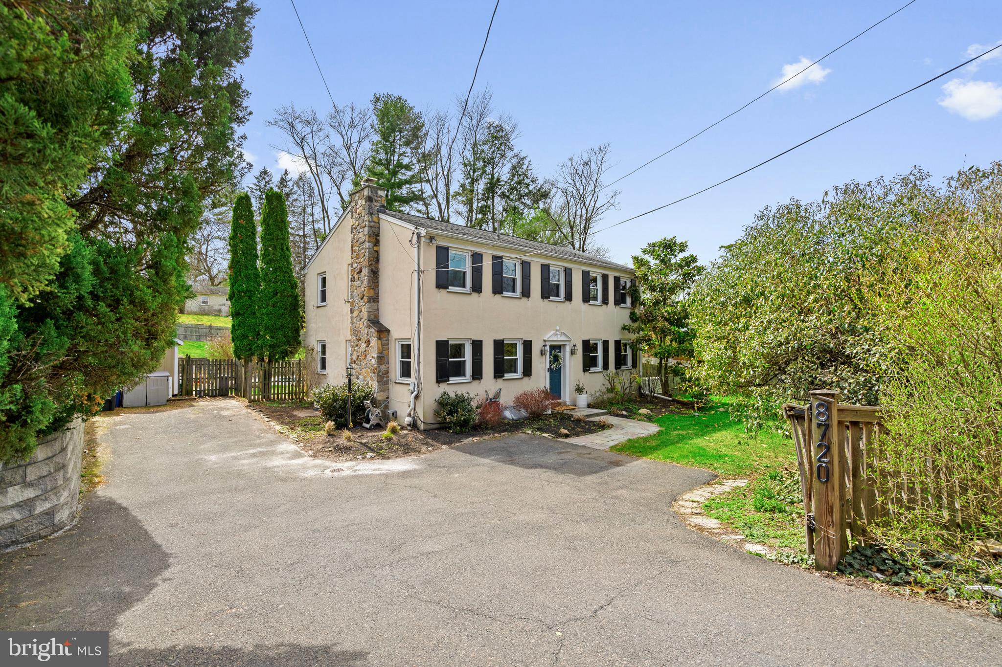 CHESTNUT HILL - Residential