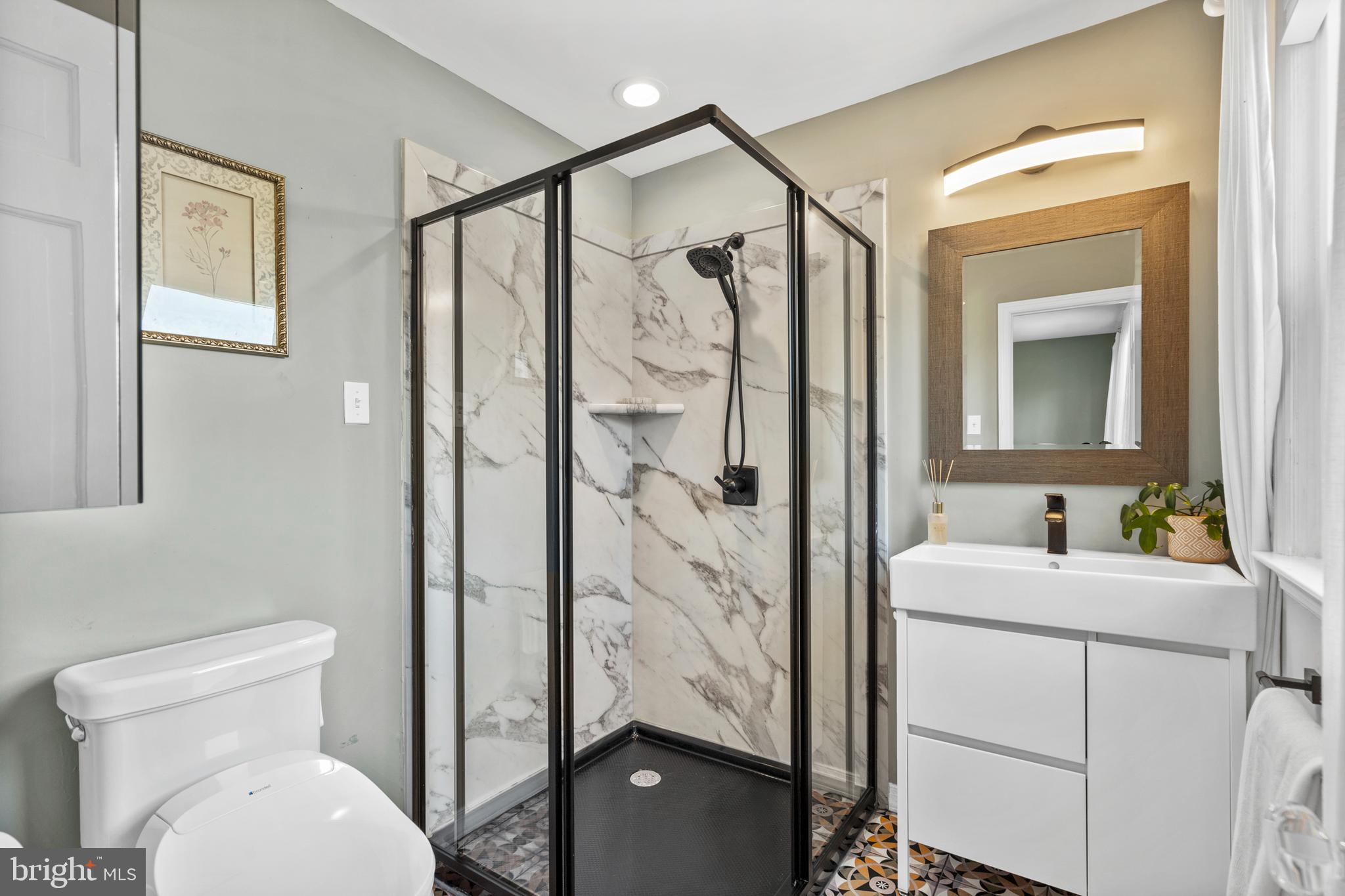 CHESTNUT HILL - Residential