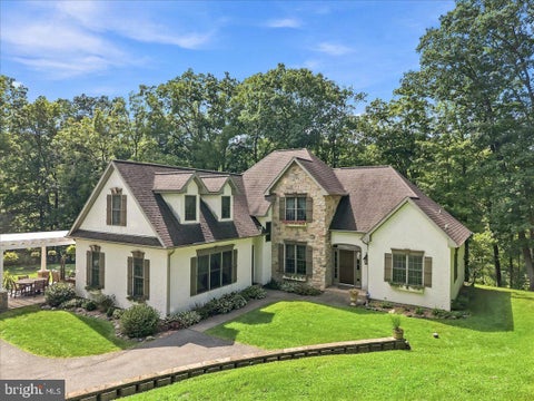 Homes For Sale - 1168 Mount Pleasant Road<br/> Northampton County, BANGOR, PA 18013