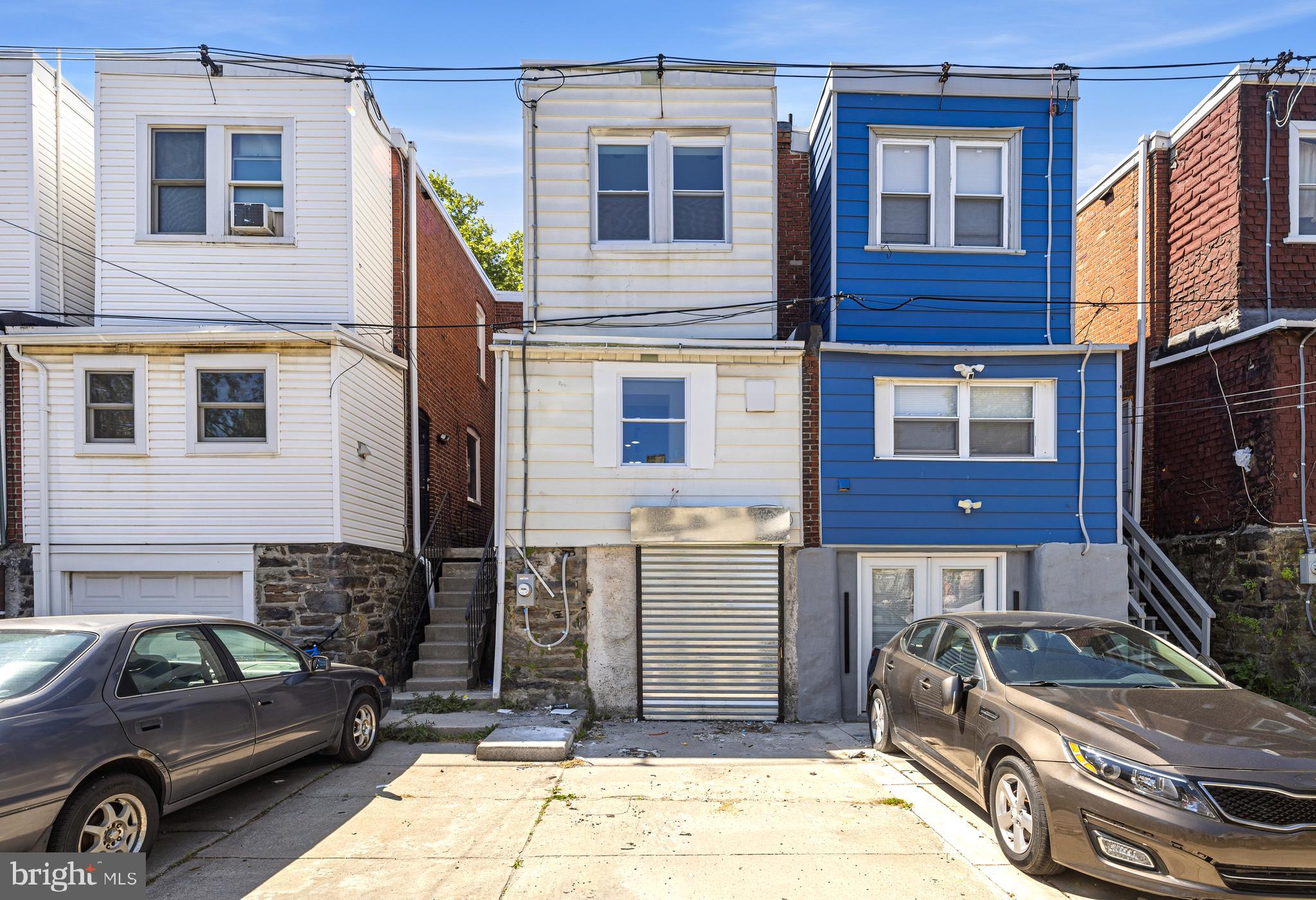 WALNUT HILL - Residential