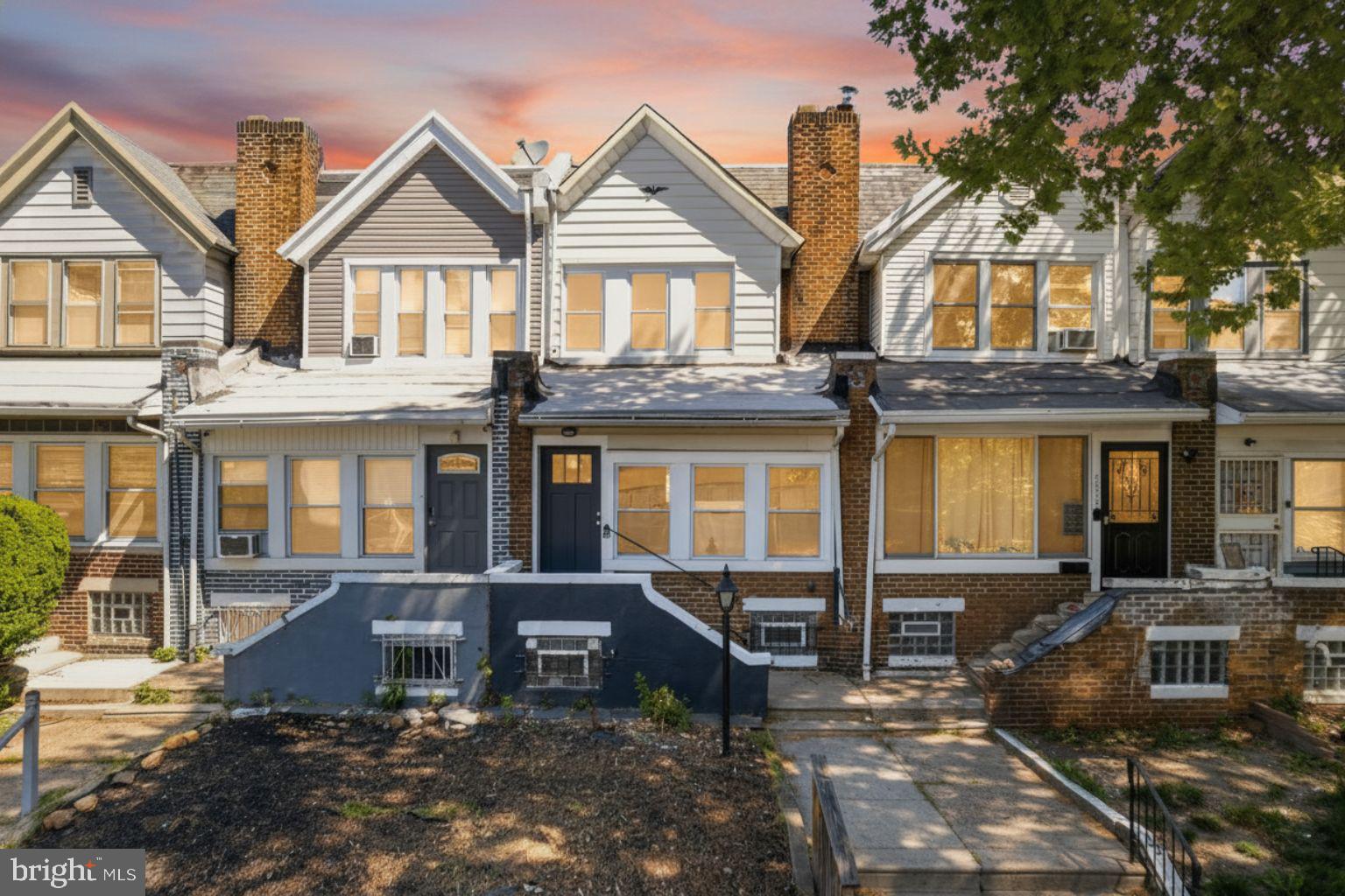 WALNUT HILL - Residential