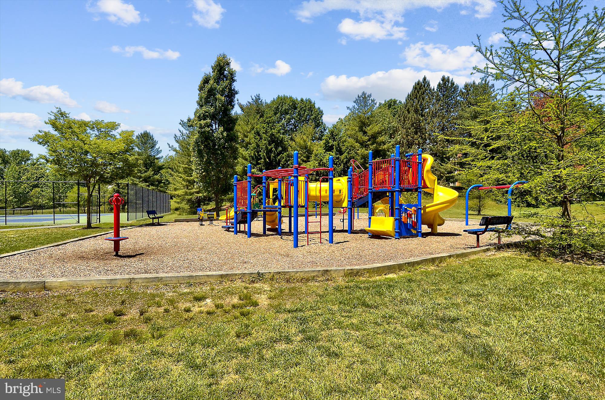 MILLS FARM - Residential