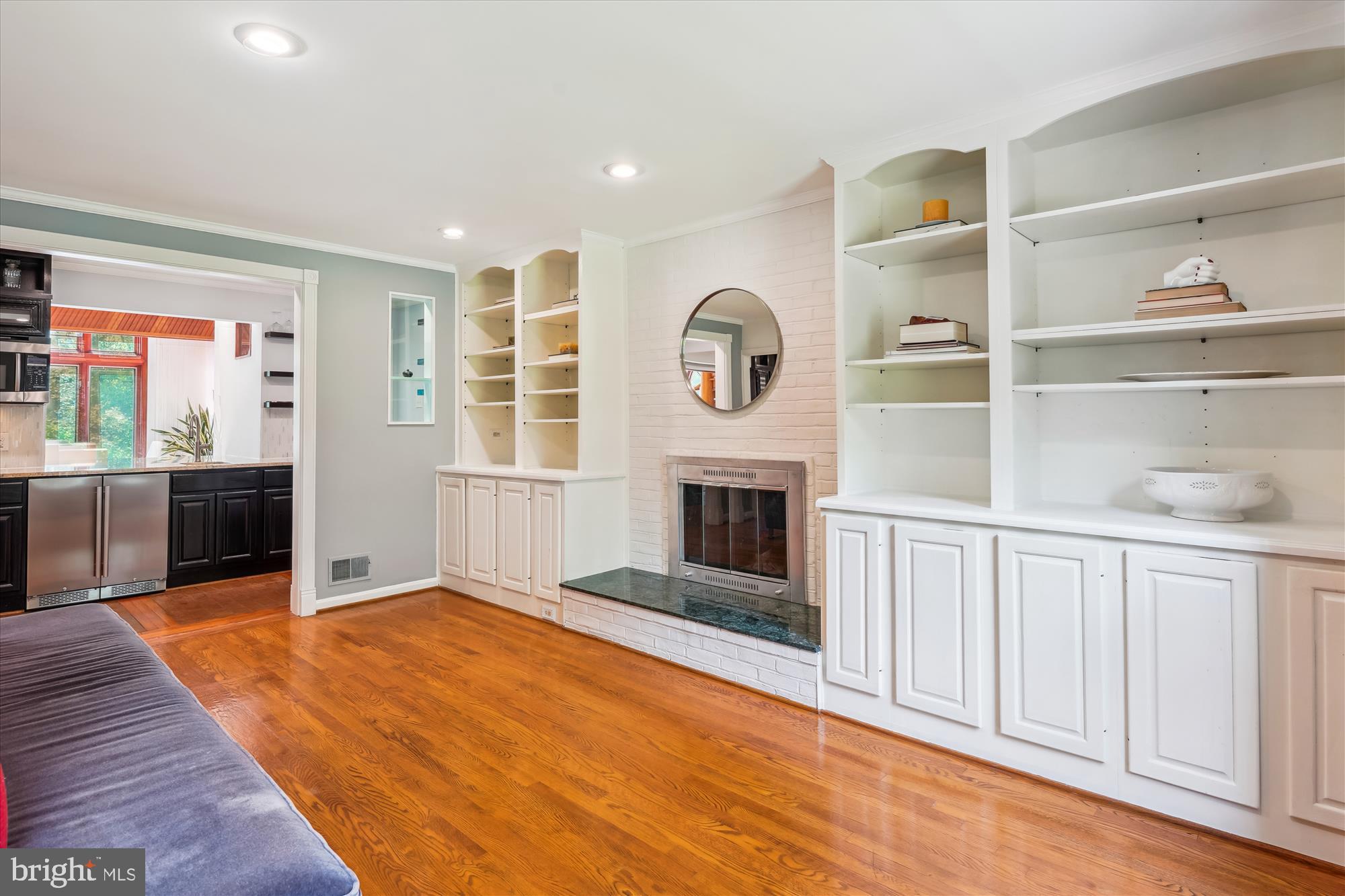 MILLS FARM - Residential