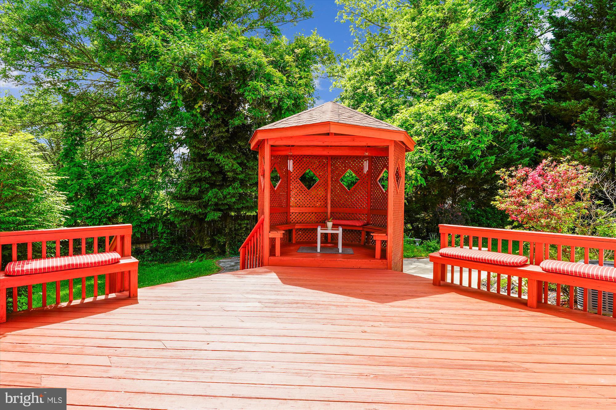 MILLS FARM - Residential