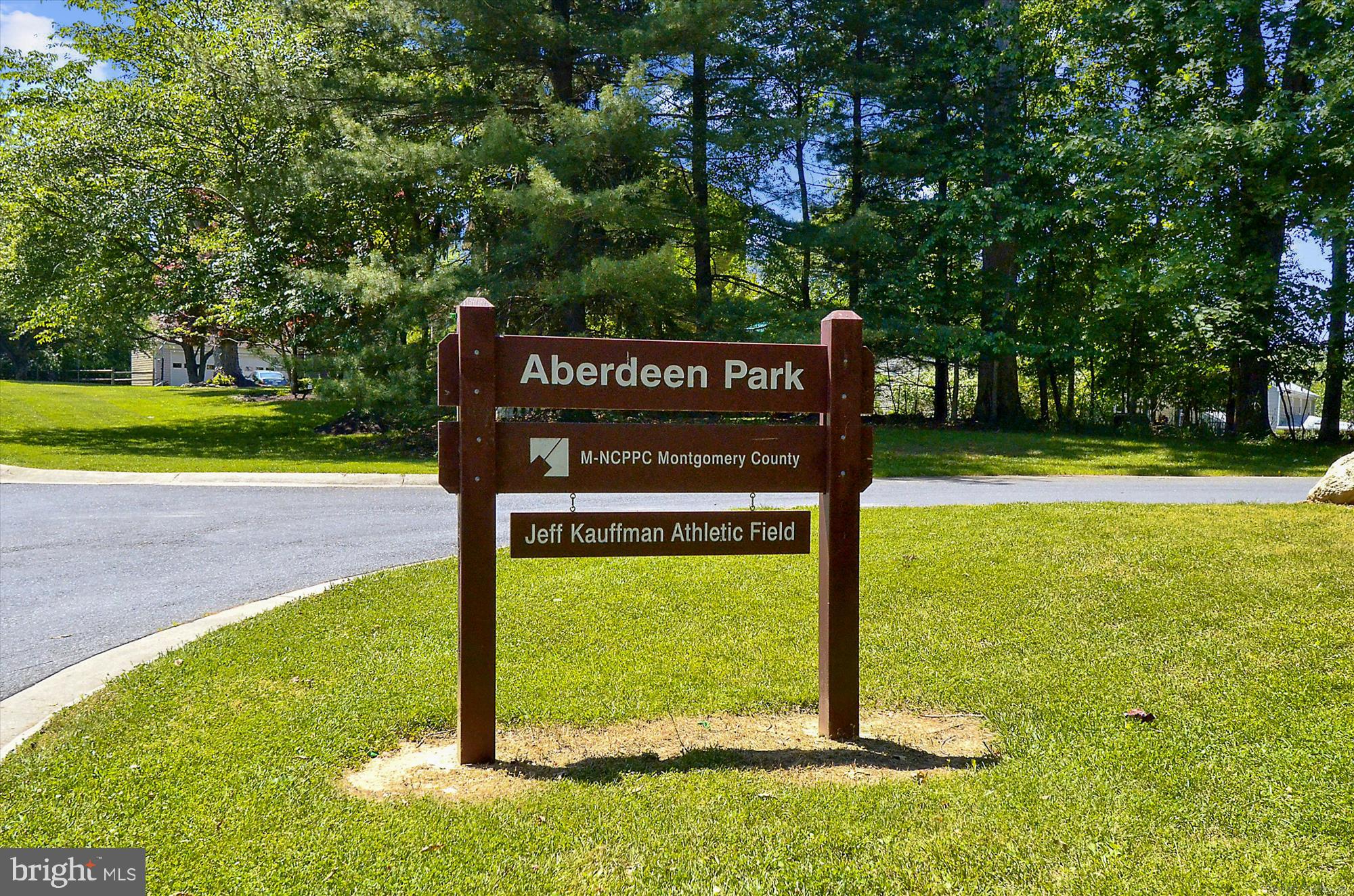 MILLS FARM - Residential