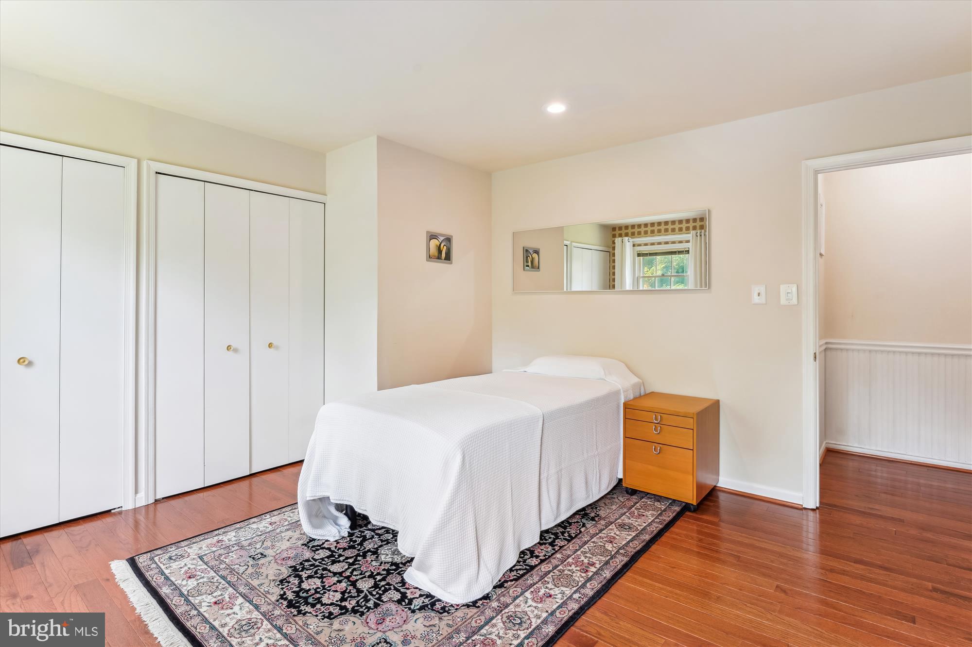 MILLS FARM - Residential