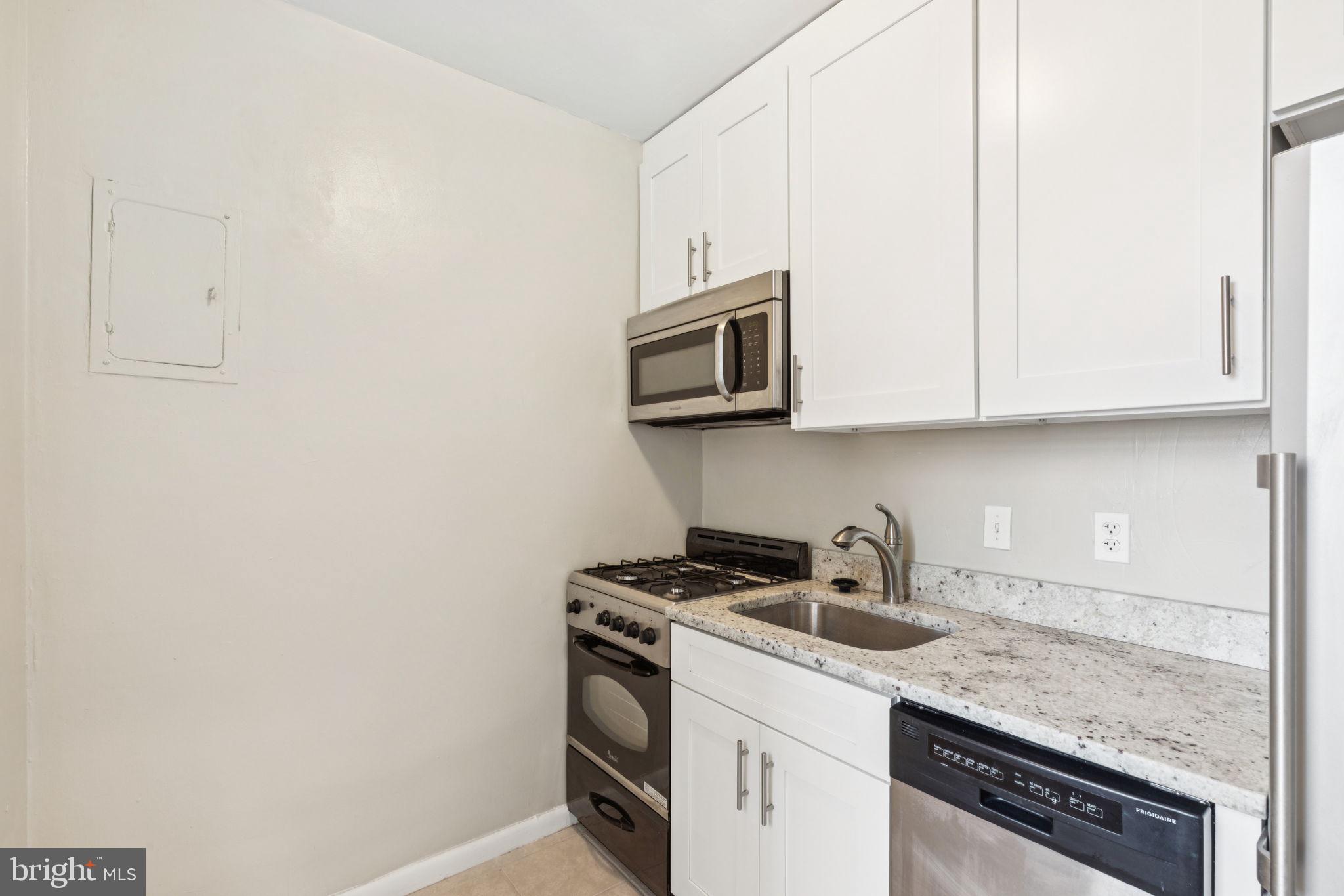 RITTENHOUSE SQUARE - Residential Lease