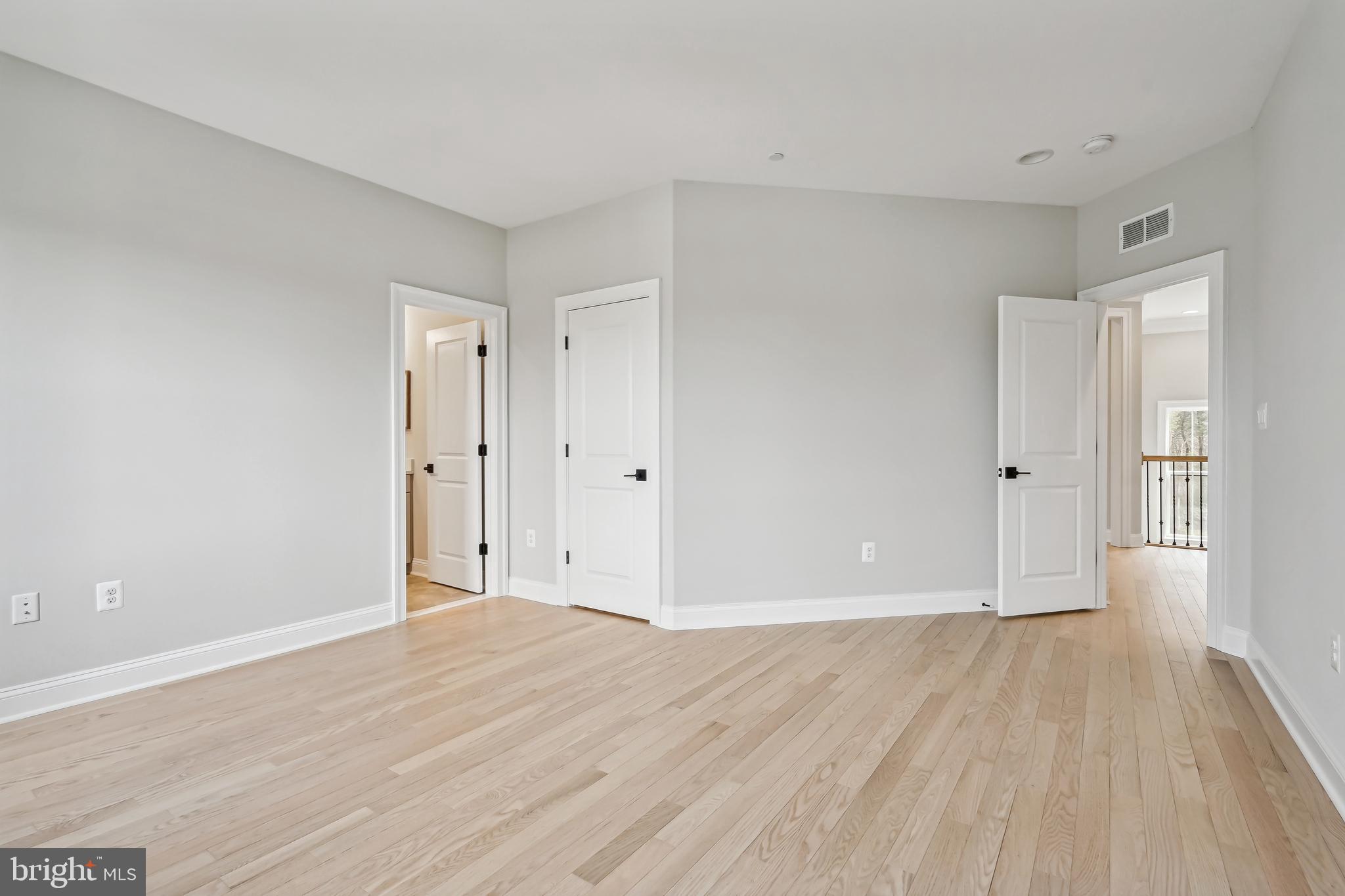 FOXWOOD CROSSING - Residential