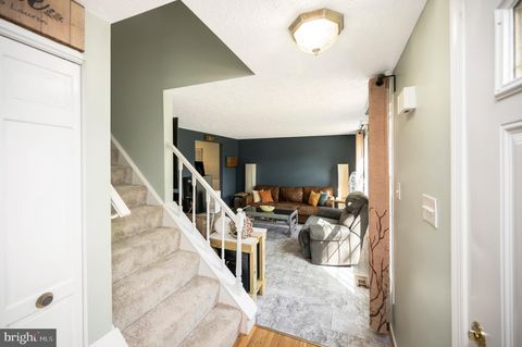 Tiny photo for 15744 Vista Drive, DUMFRIES, VA 22025 (MLS # VAPW2117048)