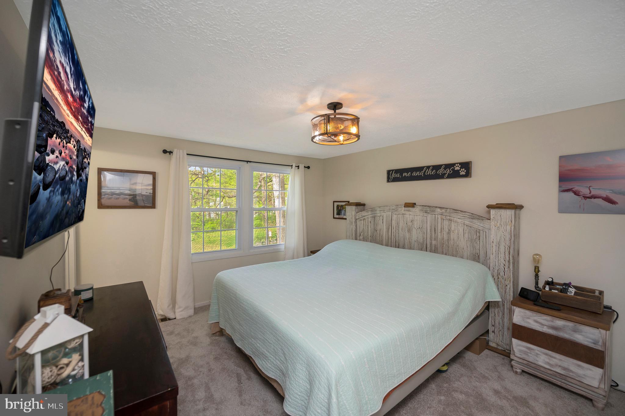 COUNTRY CLUB LAKE - Residential