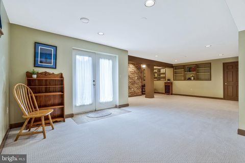 listing image 50