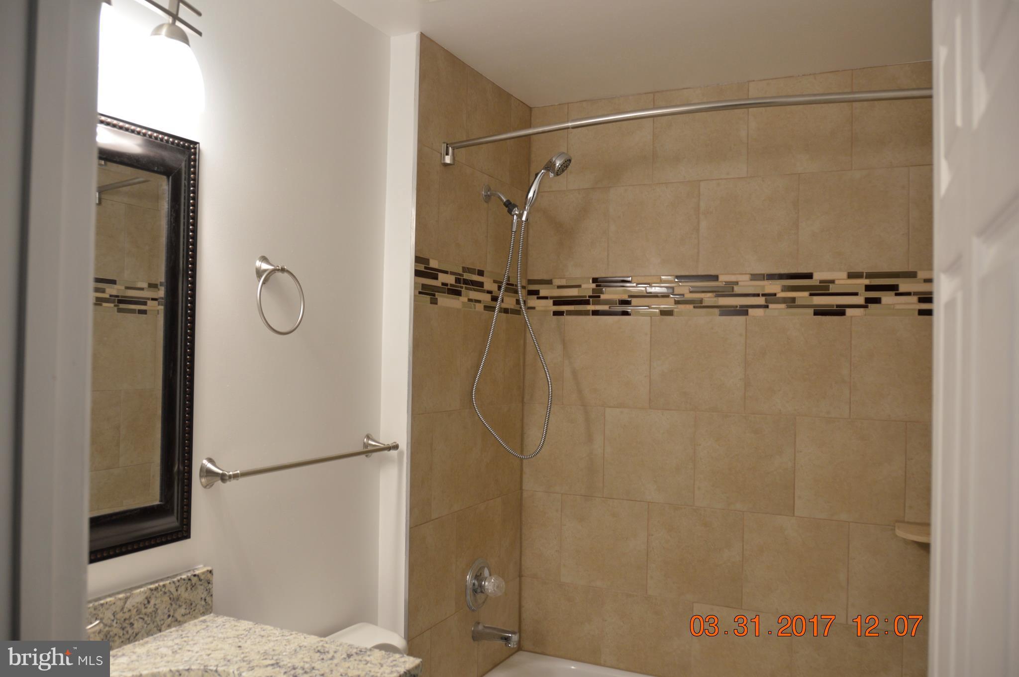 SEVEN OAKS - Residential Lease