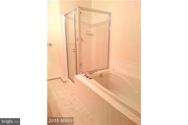 SEVEN OAKS - Residential Lease