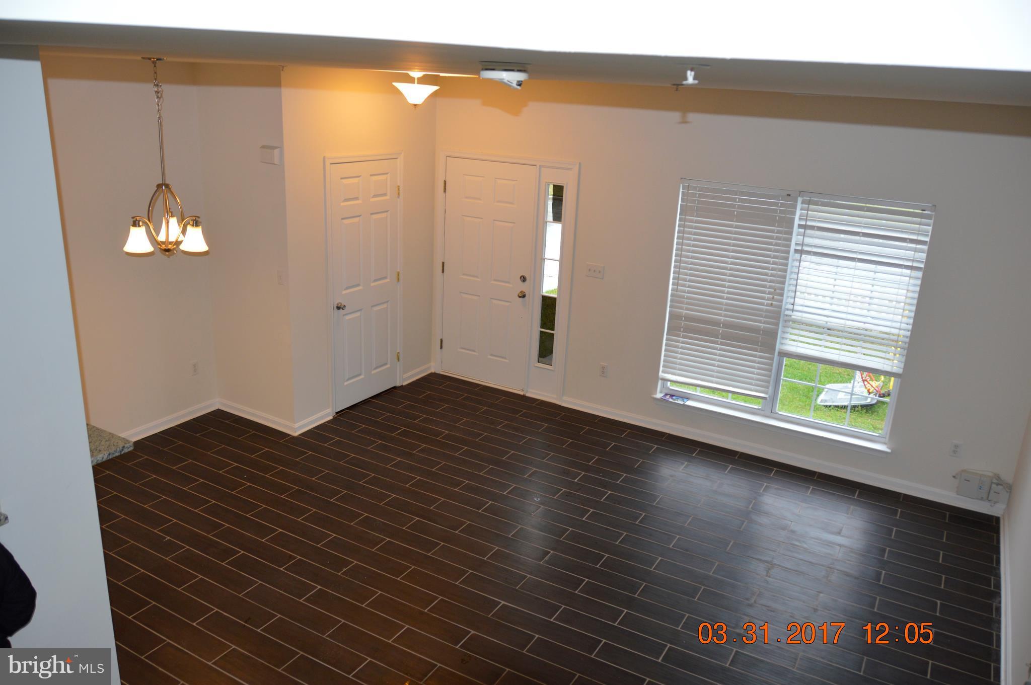 SEVEN OAKS - Residential Lease