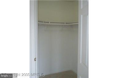 SEVEN OAKS - Residential Lease