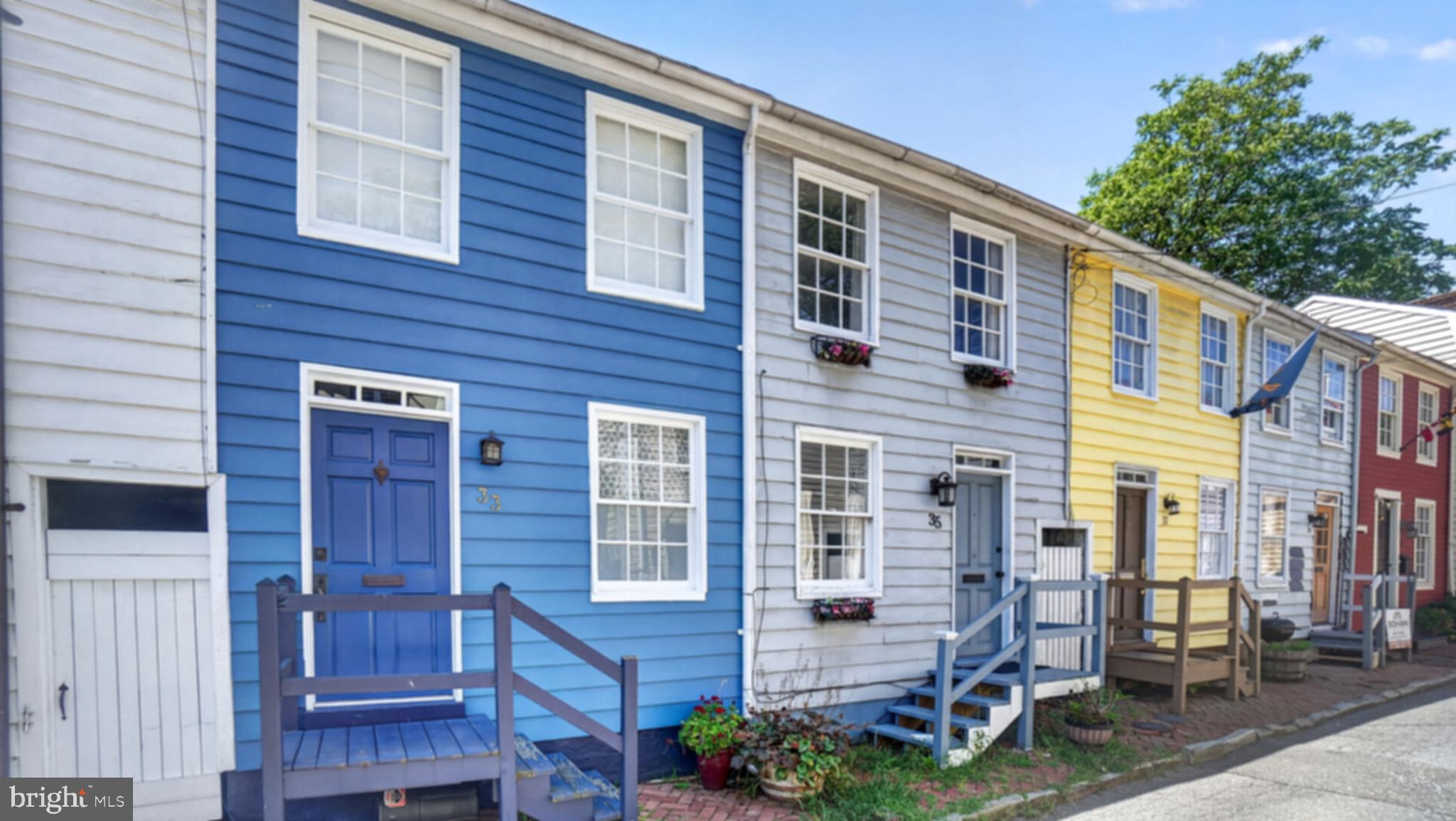 35 PINKNEY STREET
