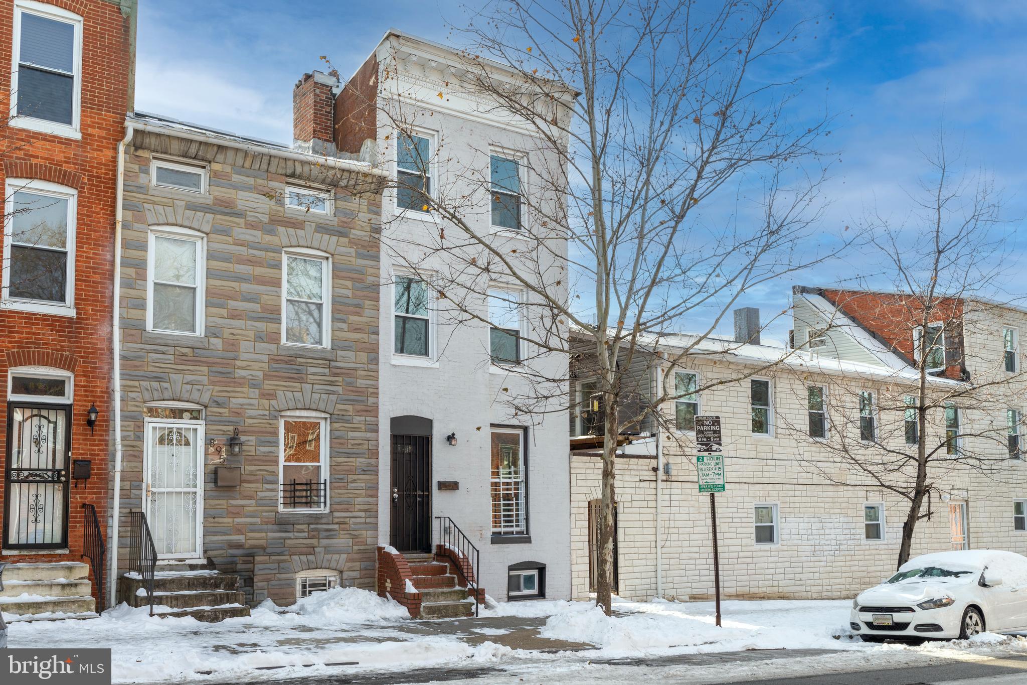 HOLLINS MARKET - Residential