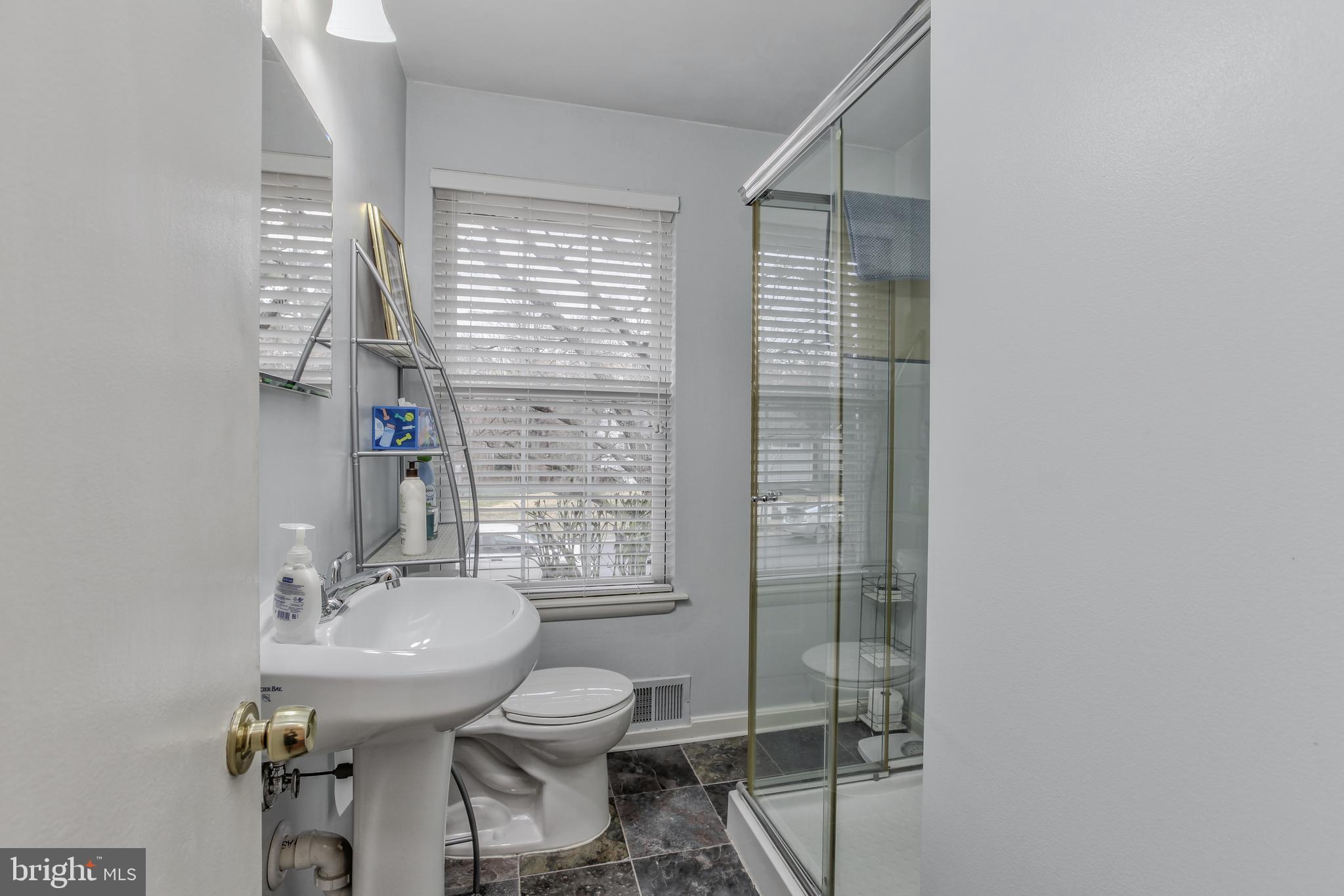 ROCKCREST - Residential