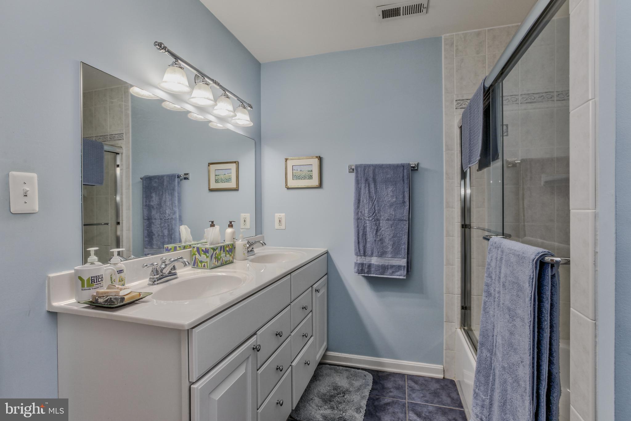 ROCKCREST - Residential