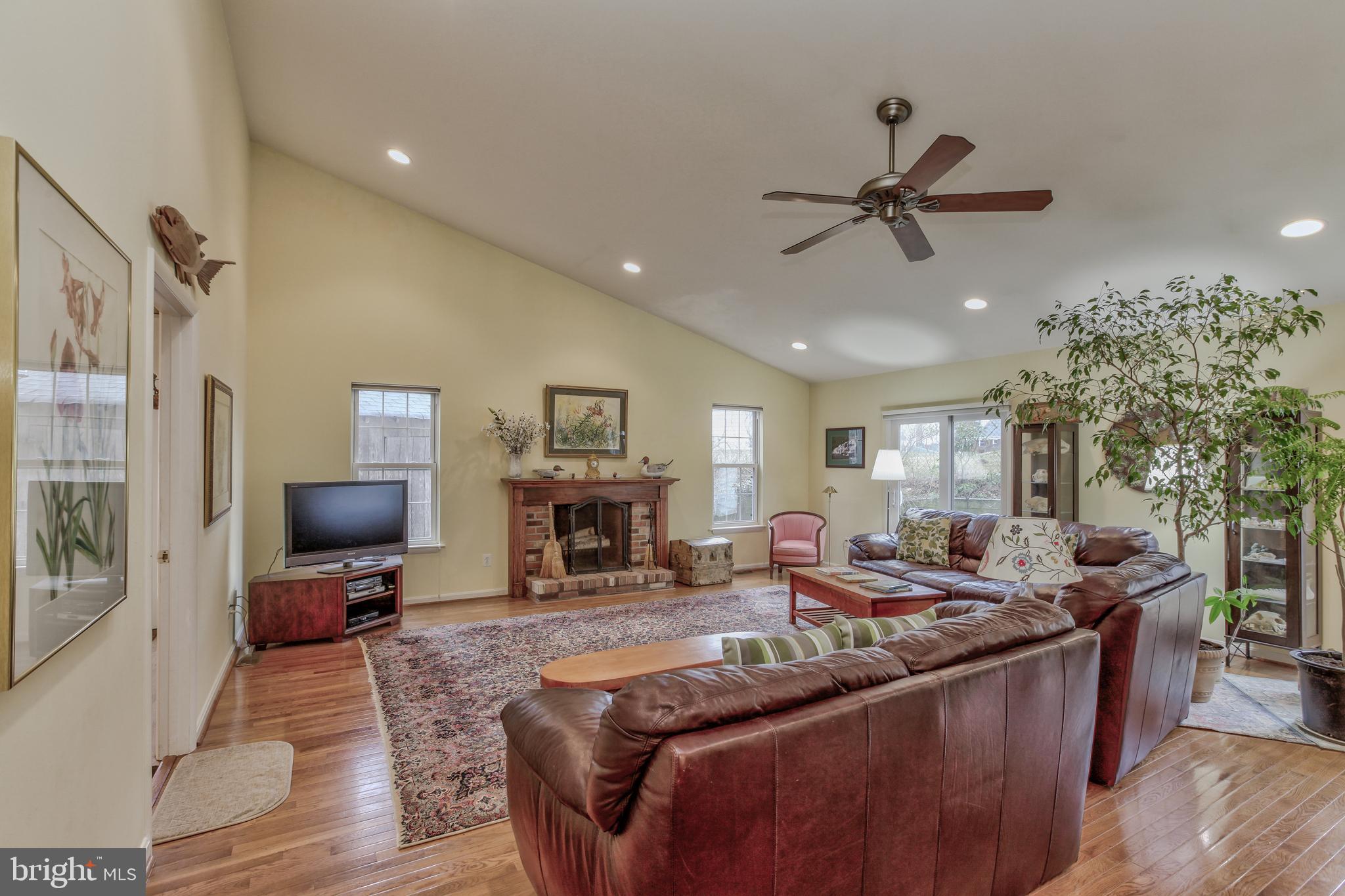 ROCKCREST - Residential