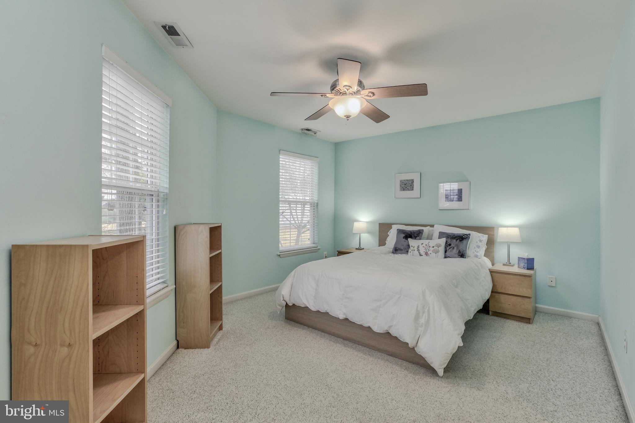 ROCKCREST - Residential