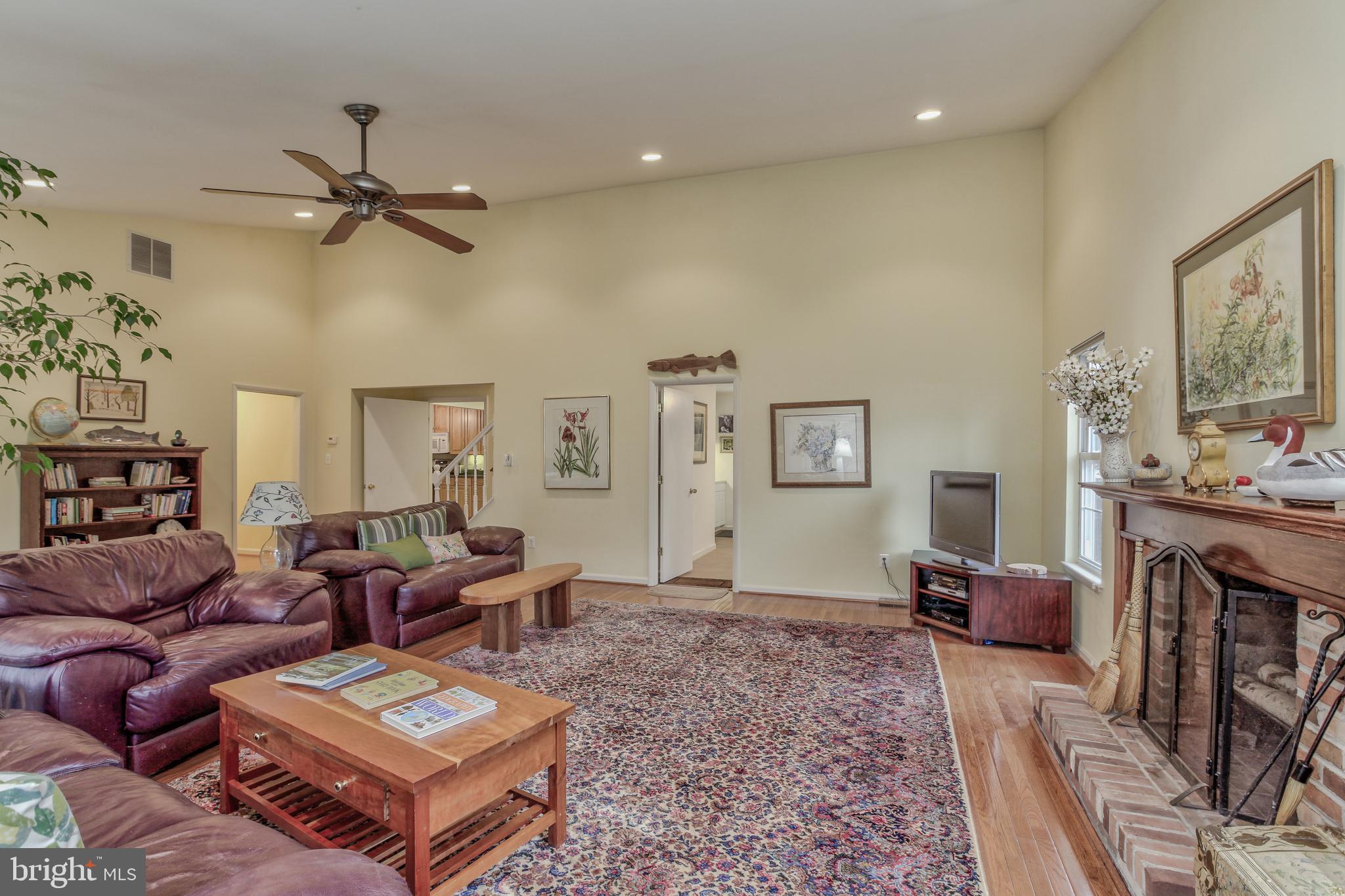 ROCKCREST - Residential