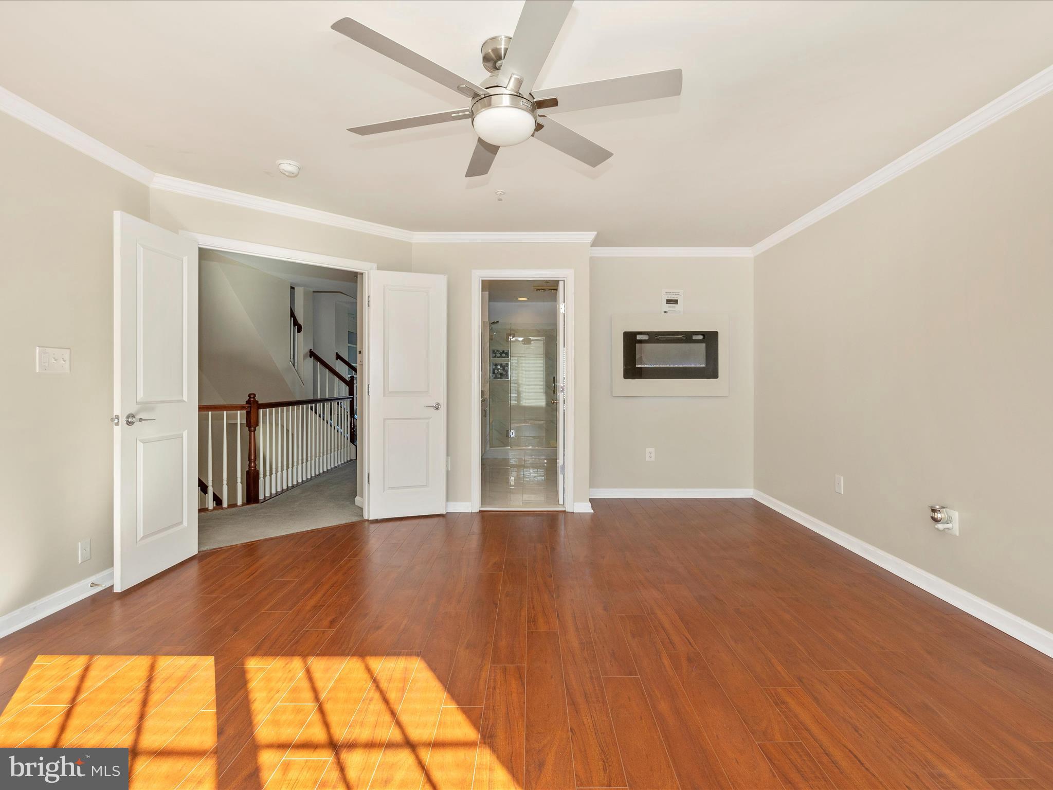 WOODCREST - Residential