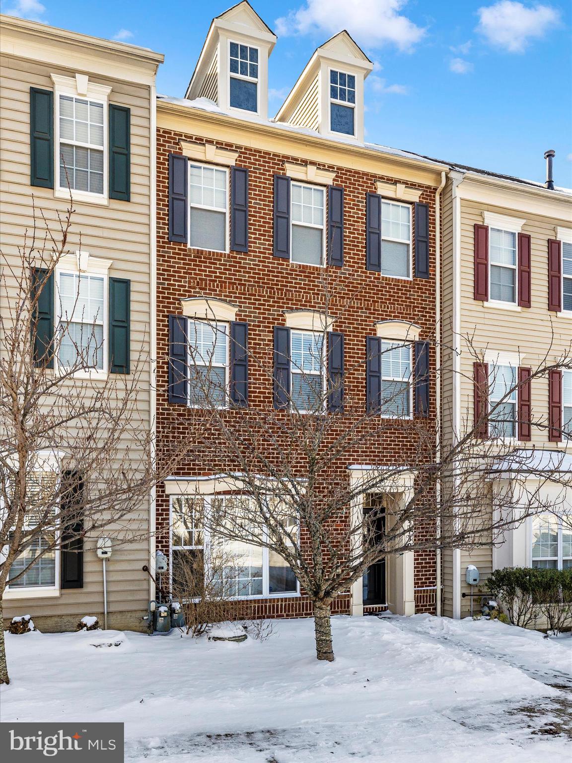 WOODCREST - Residential